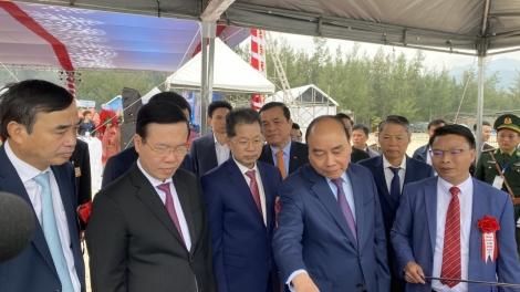 Khua mir sir Nguyễn Xuân Phúc nao pơhmư̆ mông ngă Lơphet pok phun Rơwang bruă tuh pơplai pơkra Tơdrun tum păn Liên Chiểu 