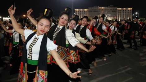 T’ngay bhiệc bhan Văn hóa, thể thao lâng du lịch zập k’bhuh acoon coh zr’lụ Tây Bắc g’luh 15