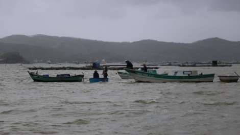 C’lâng bh’rợ băn achông đac ch’blơơn nhâm mâng đhị apêê tỉnh truih biển miền Trung