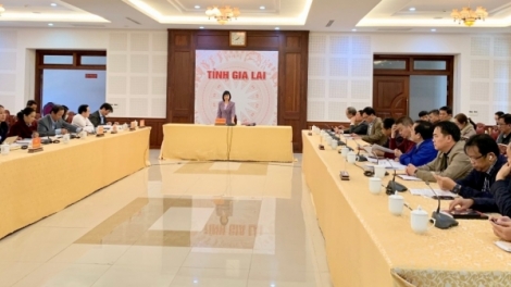 Càr Gia Lai jòi geh broă lơh nàng bơsong dồs priă nhai, ờ tơl phan gah lơh sơnơm