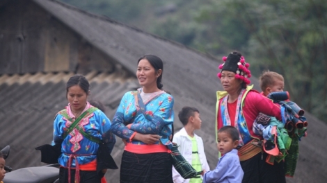 KHIK CAGA QUYỀN SAONG KEIN LABA NJAUK ADAT HUKUM KA URANG KUMEI SAONG URANAIH BANGSA TAKIK