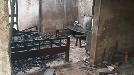 Quảng Bình: Câm oih hang pa ngăn crêê ra rooh, 1 cha năc manuyh chêệt