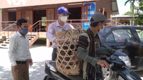 Pa dưr pr’ắt tr’mung ha đha đhâm c’moor manứih Cơ Tu