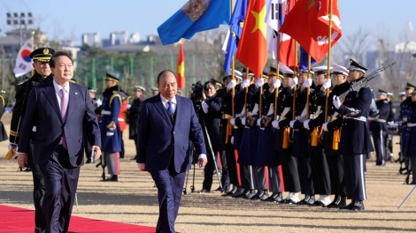 ពត៌មាន ម៉ោង ១៥