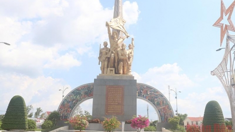 Tơnguh mpồl tam klăc dờng ală jơi bơtiàn kòn cau tiah nhàr dà lơgar