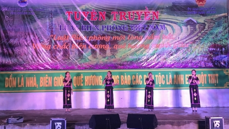 Râu liêm choom coh bh’rợ sân khấu hóa xay truih pháp luật coh zr’lụ da ding ca coong k’noong k’tiêc