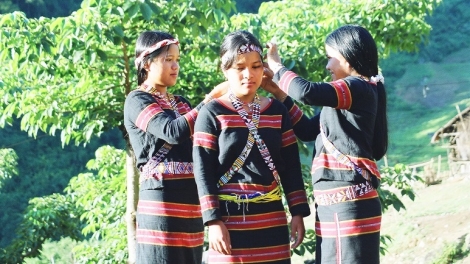 Thế rak ngăn pêi chiâk deăng