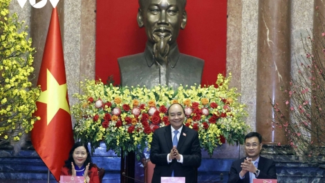 Kăn xiâm hnê ngăn tơnêi têa trâm mâ 50 ngế kăn teăng mâ ăm vâ chê 2.000 ngế tung tơdroăng “Cheăng pêi tơdrăng lê̆m”