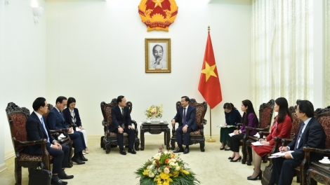  K’iăng khua knŭk kna Lê Minh Khái drông Khua knŏng Êpul group Samsung