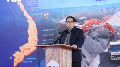 Thủ tướng Phạm Minh Chính k’đươi moon bhrợ pa zêng 12 Dự án c’lâng bộ lướt đấh Bắc-Nam
