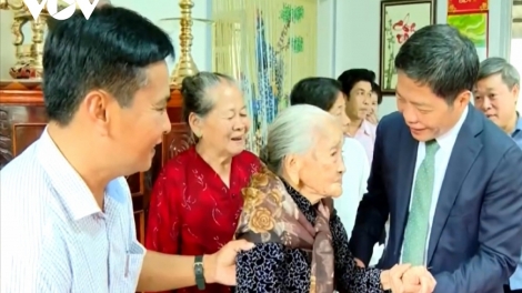 ពត៌មាន ម៉ោង ១៥