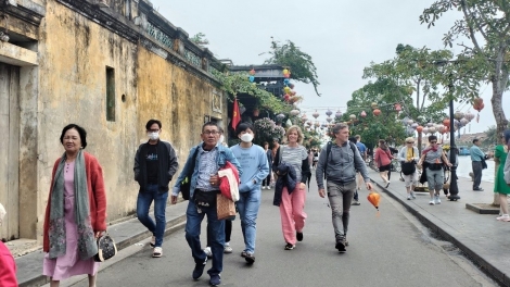 Lâh 5000 t’mooi câl vé pâh lêy phố cổ Hội An zập t’ngay