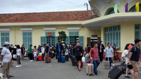 Đhanuôr Nam Trung bộ ơy văl chô pa bhrợ