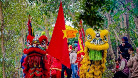 Quảng Bình: Tơợp c’moo đâc da ding Thần Đinh lêy bhiệc bhan t’pâh “đác ma bhuy” lâng bhiệc bhan zước rau pr’đoọng pr’đhooi