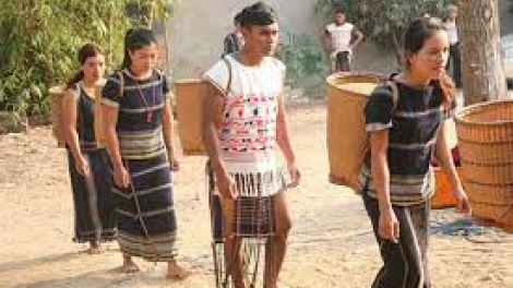 Hát về sự đoàn kết (Đơs bè bơta tam klac)