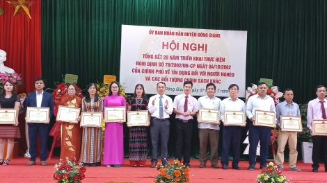 Tín dụng chính sách coh Đông Giang dưr vaih k’nặ 17% t’piing lâng c’moo 2021