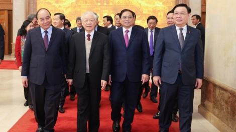 Ơi Nguyễn Phú Trọng git gai brơi akŏ pơdong kơnuk kơna tơpă hăng tŭ yua