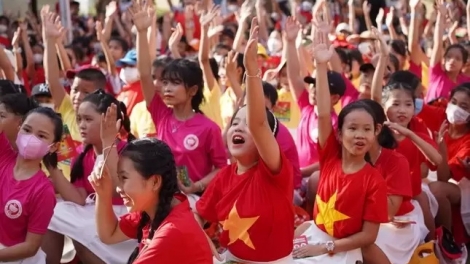 Đhr’năng n’niên tơợp pr’ang âng Quảng Nam năc 107 p’niên n’jưih/100p’niên n’đil