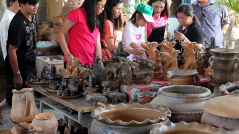 BRUK BUI SAMBAI DI PALEI NGAK LAN AM CAM 