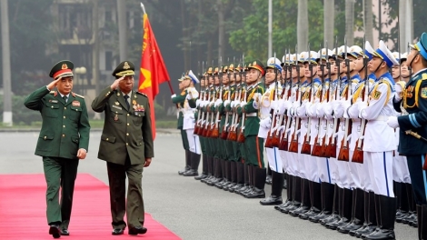 Đại tướng Phan Văn Giang ƀư tơm nar vơt Groi Thủ tướng, Kruanh n’gâng kan neh dak Campuchia