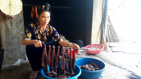 RALAOW VAK PARA GHIENG DI URANG BANGSA THÁI TÂY BẮC