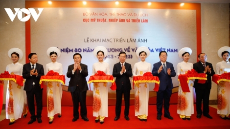 Thường trực Ban Bí thư Võ Văn Thưởng pấh Hội thảo khoa học cấp k’tiếc k’ruung: “80 c’moo đề cương văn hoá Việt Nam”