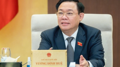 Uỷ ban Thường vụ Quốc hội: Zư lêy quyền lợi manuyh đươi dua năc manuyh đharựt năc đợ manuyh t’đui đoọng