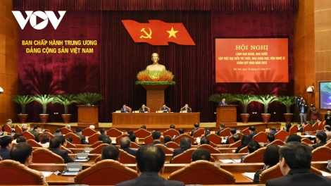 Bh’cộ Đảng, Nhà nước tr’lưm lâng apêê đại biểu trí thức, đông khoa học, văn nghệ sĩ ha pruốt Quý Mão c’moo 2023