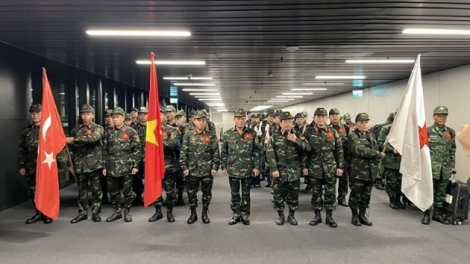 Việt Nam zooi hân đơơh Thổ Nhĩ Kỳ lâng Syria muy k’tiêc k’ruung 100.000 đô la Mỹ