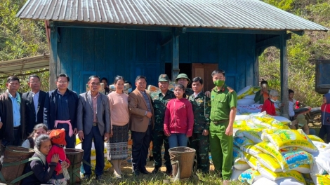 Bh’cộ chr’hoong Tây Giang, tỉnh Quảng Nam lưm cher đoọng hun pr’hêl ha đhanuôr k’noong k’tiếc pr’zợc Lào