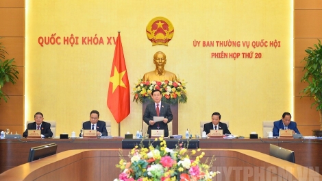 Jơnum min khua apăn bruă git gai Ping gah kiăng Kơnuk kơna brơi prăk hăng 129 mơta bruă kiăng ngă