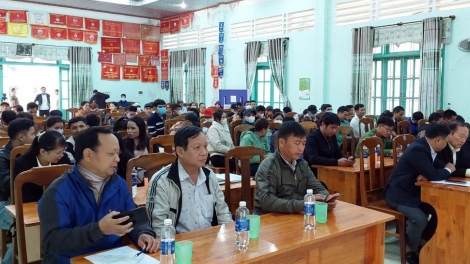 Nam Giang đoọng 67 cha nắc tước pa bhrợ đhị apêê Nông trường THAIGRICO Lào