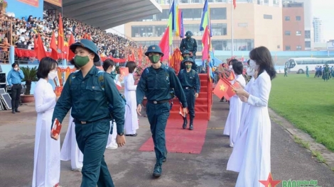 Bhrợ têng bhiêc bhan dưr lươt bộ đội prang k’tiêc tơợ t’ngay 6-10/2