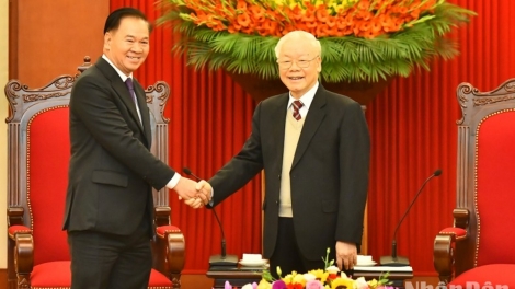 Ơi Nguyễn Phú Trọng tŭ jum Grup khua mua Anom bruă ping gah dêh čar Lao