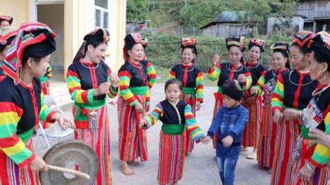 SALIH BAHRAU DI PALEI DAOK BAHRAU DI LAI CHÂU