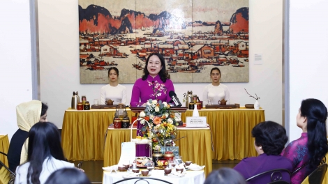 Phŏ Kơdră teh đak bơ̆n Võ Thị Ánh Xuân xơng đe Drăkăn jang tang măt, Kơdră kơ dôm anih jang tang măt kơ dôm anih jang Apŭng plenh teh tơ̆ Việt Nam