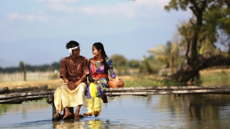 Dân ca Chăm: TÁT NƯỚC ĐÊM TRĂNG