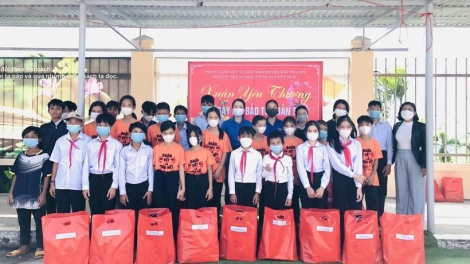 Đợ pô laliêm ặt pa bhrợ ma mung cóh k’coong ch’ngai k’tiếc Quảng