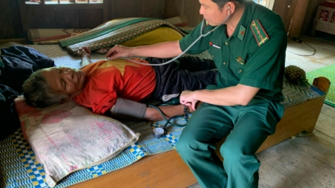 Liêm choom tơợ bh’rợ k’dua Đảng viên k’đhơợng lêy pr’,loọng đong coh zr’lụ da ding k’coong c’noong k’tiếc