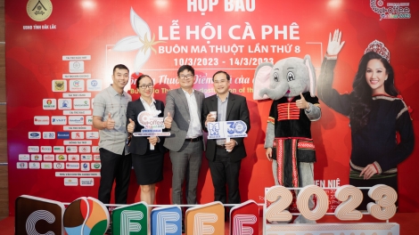 Lễ hội cà phê tâl 8- Buăt nthoi têl nkah văn hóa ma lễ hội tuch tăm