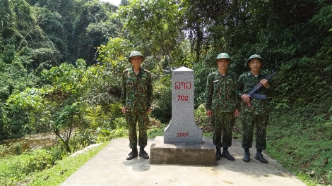 Em hát tặng anh người chiến sĩ Biên phòng