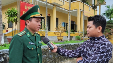 Trung uý Nguyễn Thành Đạt, manứih lính Biên phòng zay ta níh lâng đhanuôr