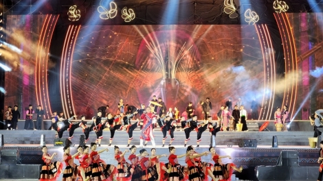 Điện Biên: Tơơp bhrợ Bhiêc bhan pô Ban