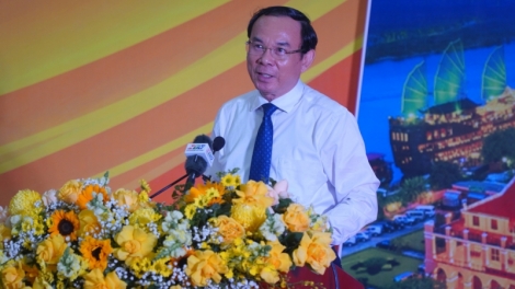 Ƀôn prong Hồ Chí Minh kĭ dong jơlan hơdră gum hrom hăng hơdôm tơring čar kual Dơnung dêh čar 