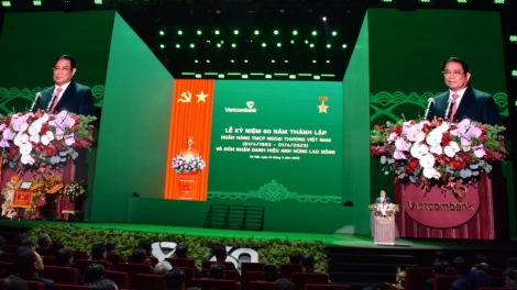 Thủ tướng Phạm Minh Chính râng nkah ndray 60 năm njêng Vietcombank