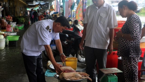 ខេត្តសុកត្រាំងម្ចាស់ការក្នុងកិច្ចបង្ការប្រឆាំងជំងឺលើសត្វបក្សី។