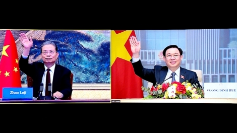 Kruanh Quốc hội Vương Đình Huệ tâm nchră trực tuyến đah ủy viên kruanh Quốc hội dak Trung Quốc Triệu Lạc tế.