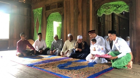 ADAT CAKAK MBUK SAONG CAIK ANGAN KA ANEK DI URANG CAM ISLAM AN GIANG