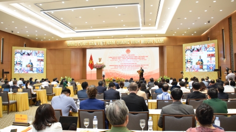 Thủ tướng Phạm Minh Chính leo rơh rƀŭn nchră mbơh tơih n’hanh mbơh nău nchrăp kan lĕ rngôch ngih dak