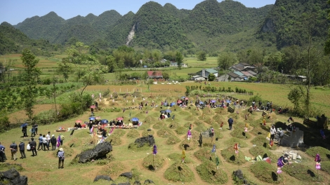 LẸ SLẢI MẠ VẰN XO 3 BƯƠN 3 CÚA CẦN TÀY - NÙNG